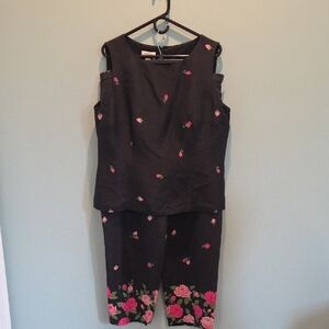 Talbots 2-Piece Set Tank Top & Capri Pants 100% Silk Black Floral Size 16